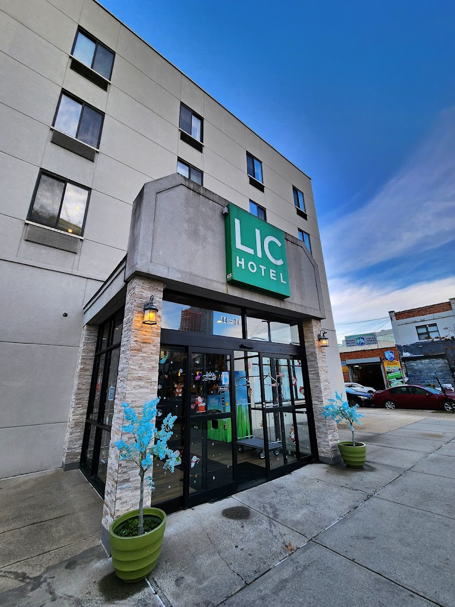 LIC Hotel