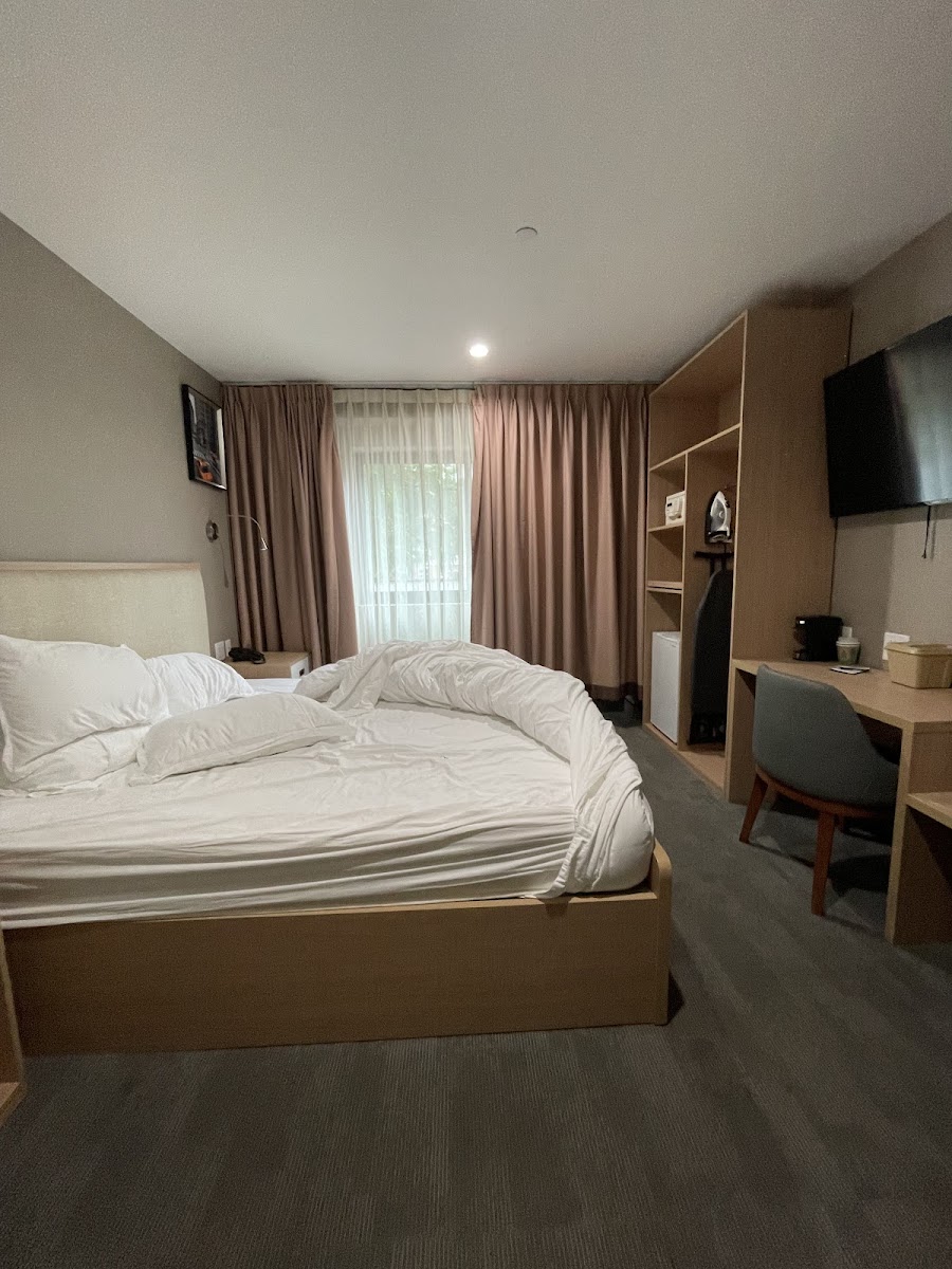 LIC Hotel