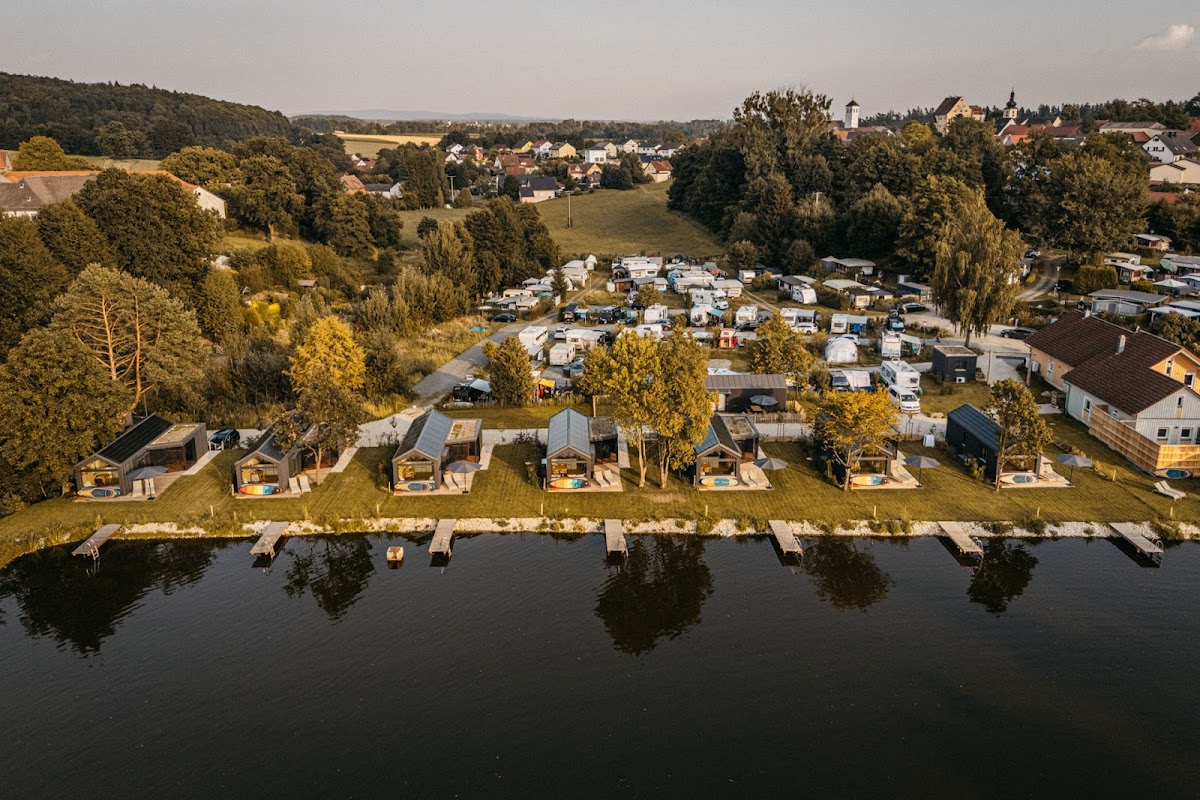 NaturResort Steinwald - Ferienhäuser am See