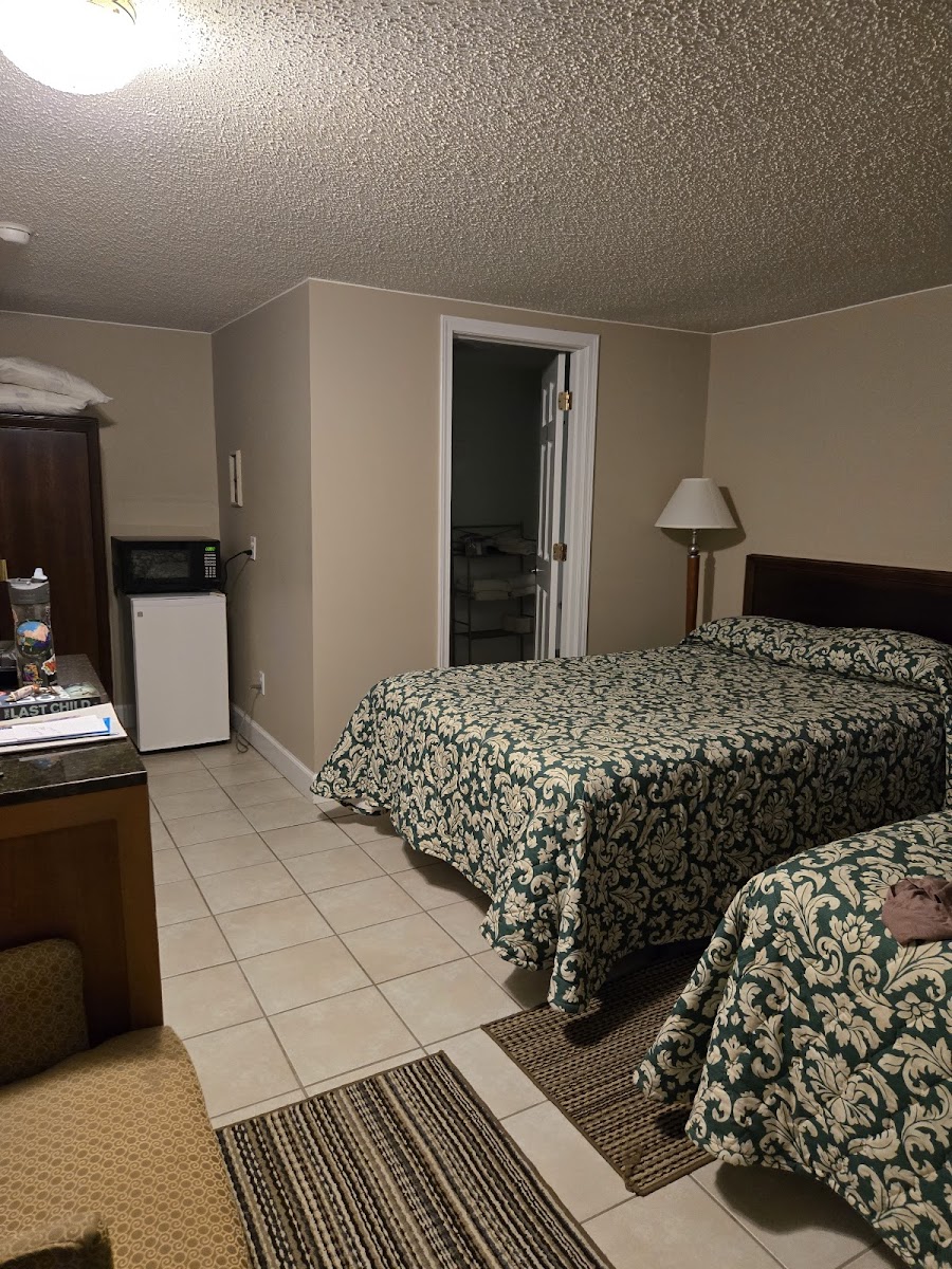 Lakeview Motel & Cottage
