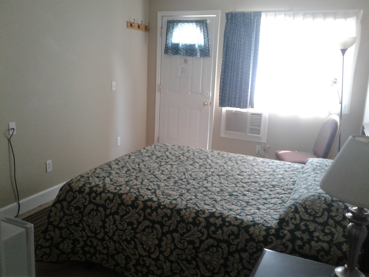 Lakeview Motel & Cottage