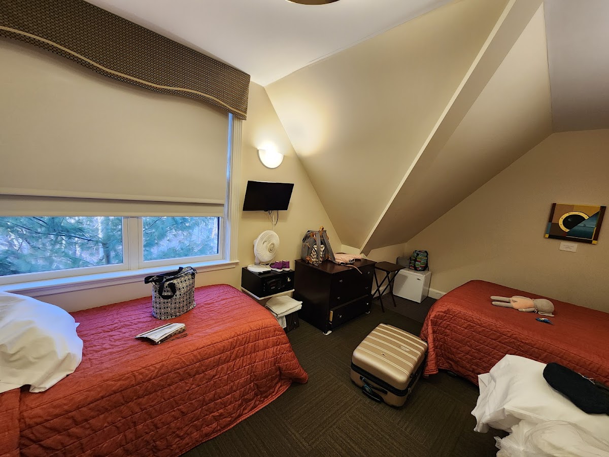 Yawkey Family Inn