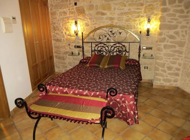 HOTEL EL CASTELL