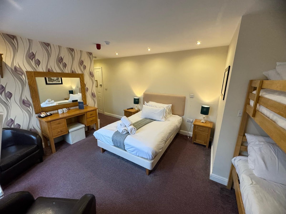 George Hotel