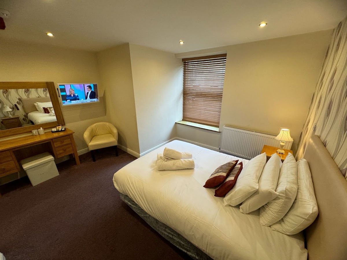 George Hotel