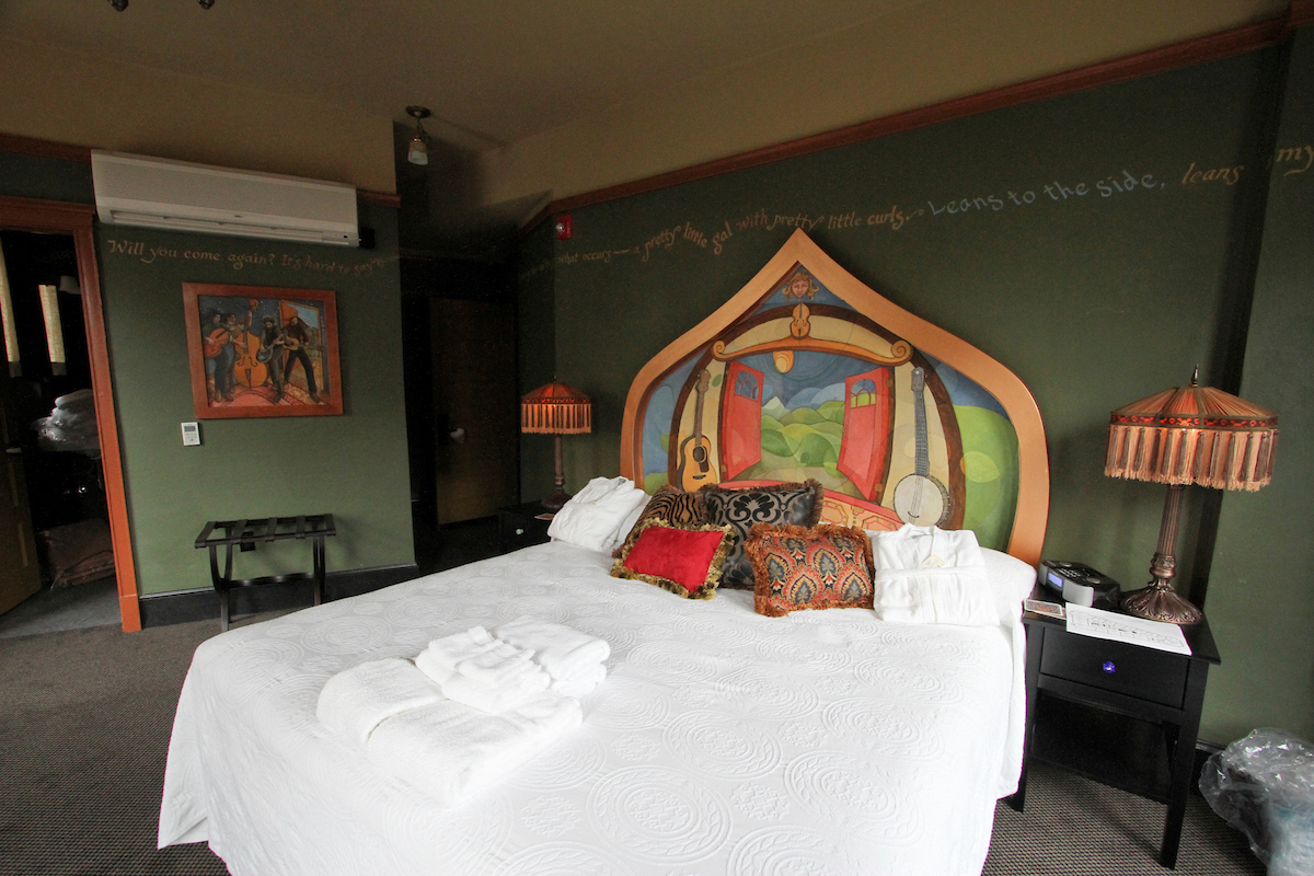 McMenamins Crystal Hotel
