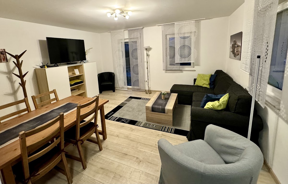 Cozy Corners - Hotel/Furnished Apartments
