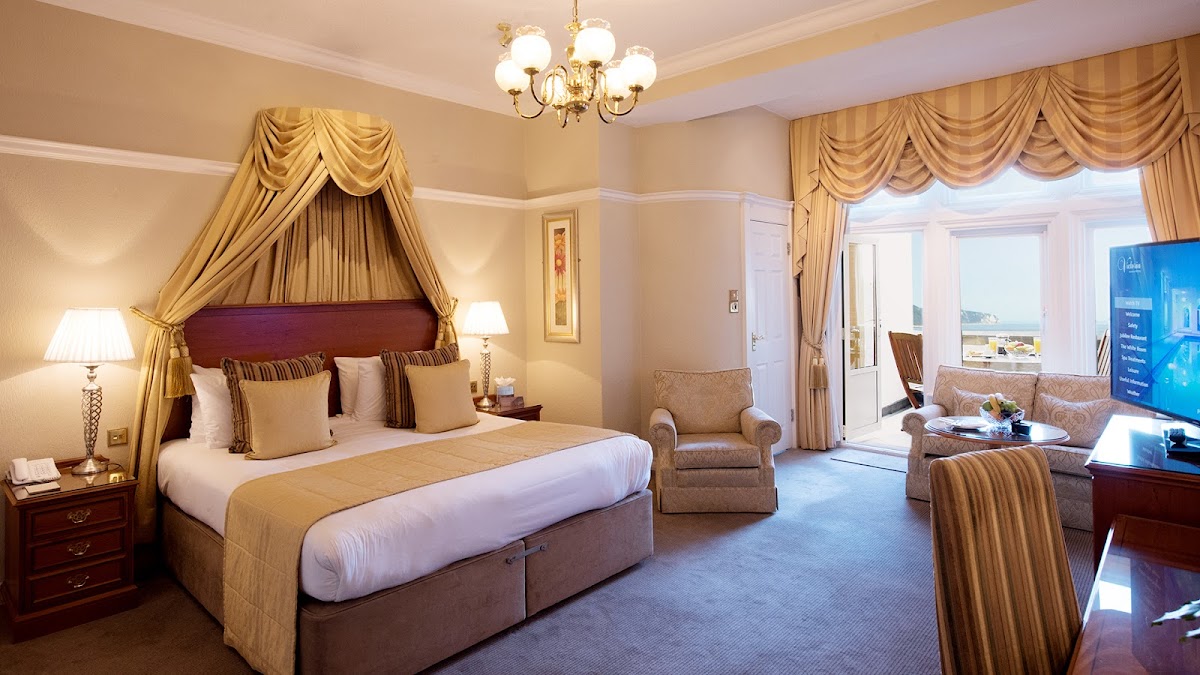 The Victoria Hotel & Source Spa