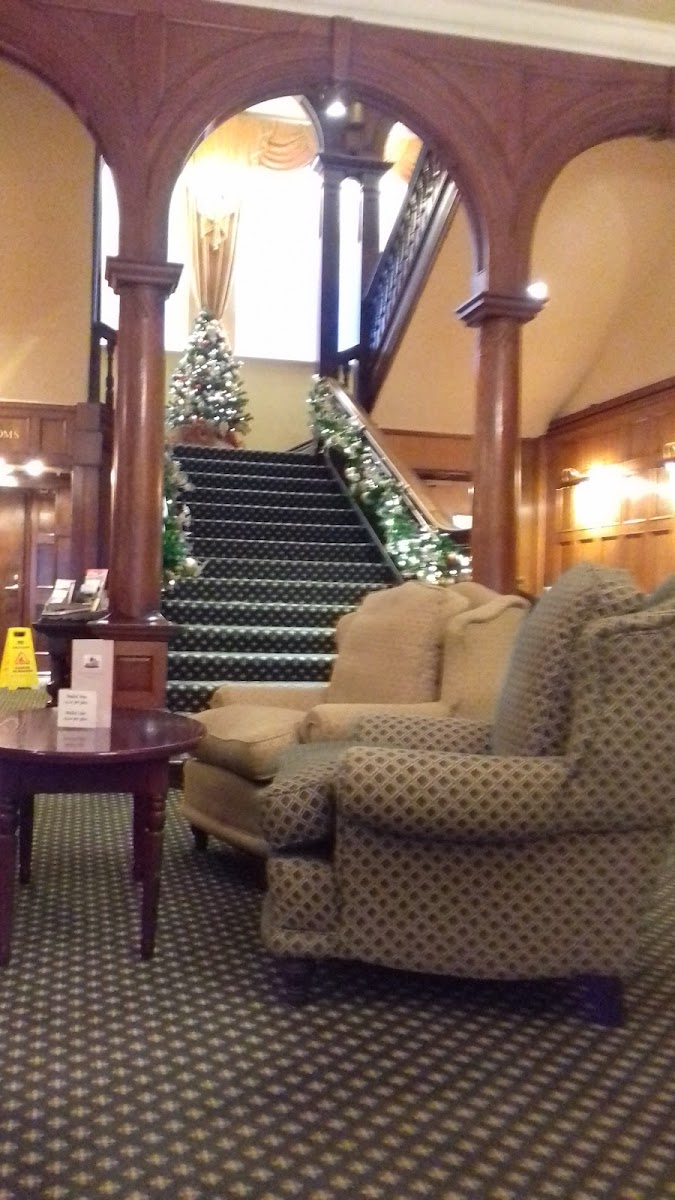 The Victoria Hotel & Source Spa