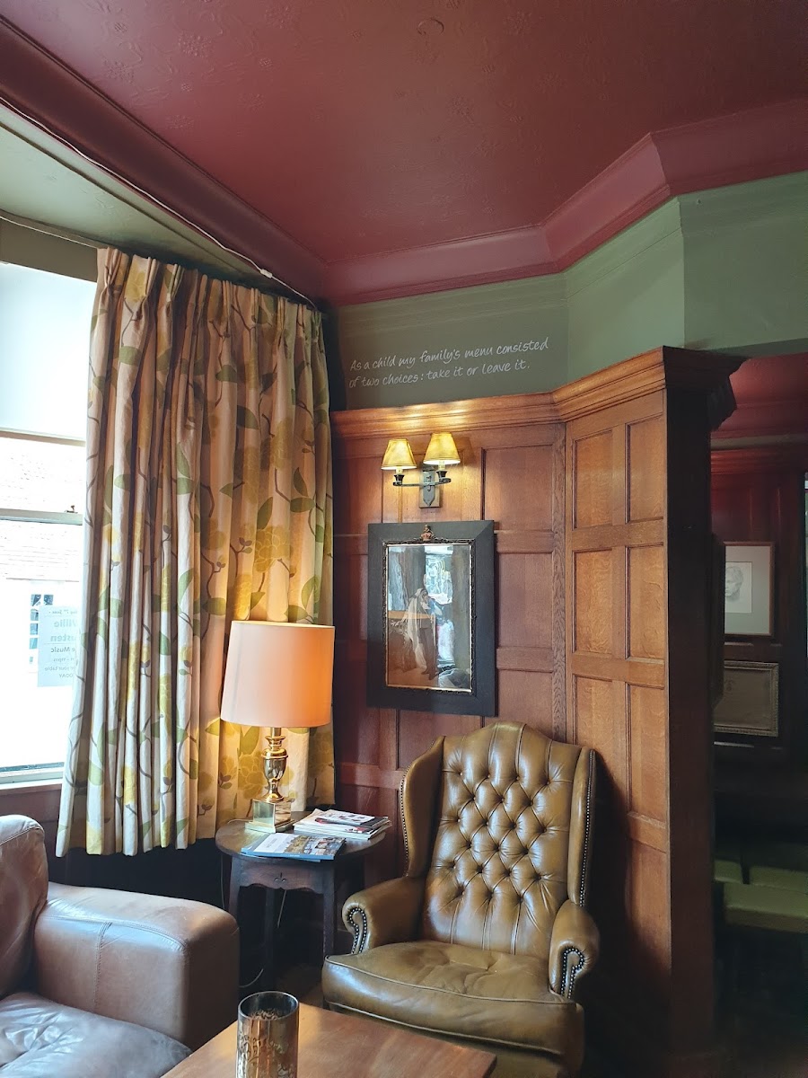 The George Hotel