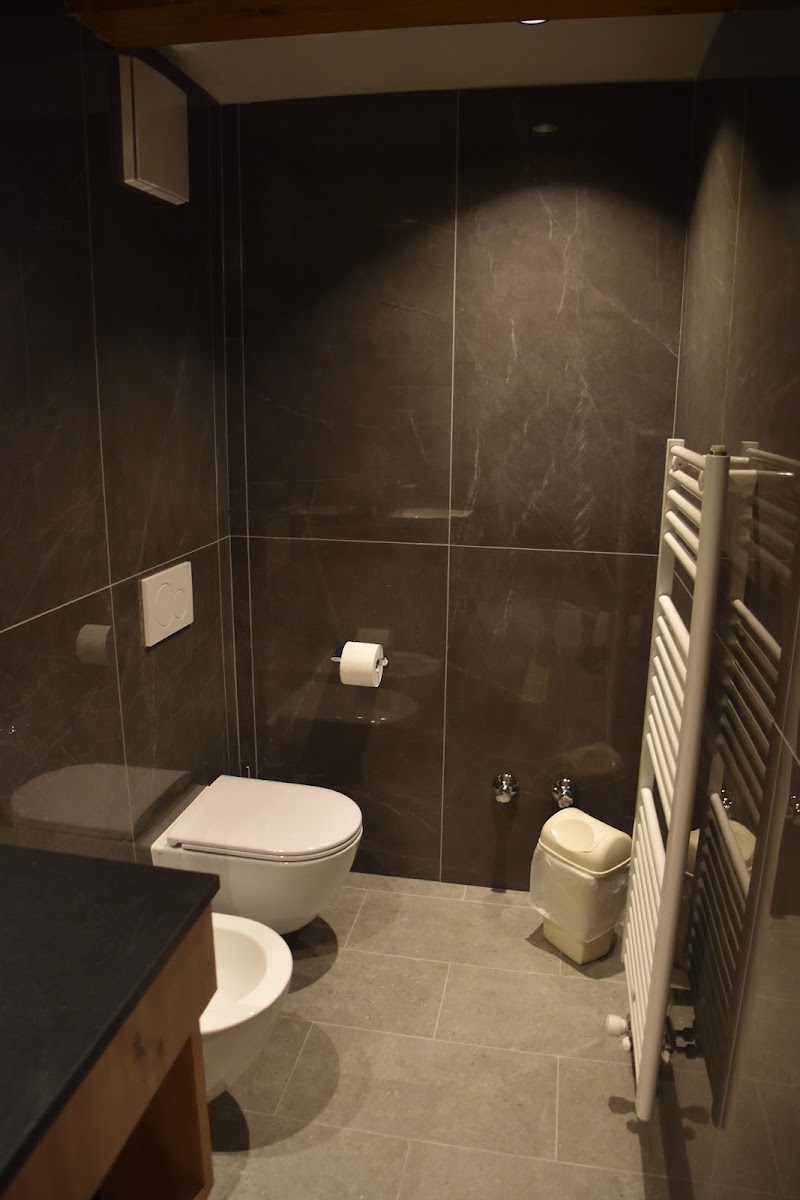 Hotel Vioz - Family Hotel & Apartments
