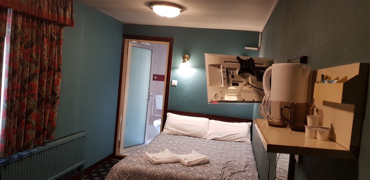 Four Stars Hotel