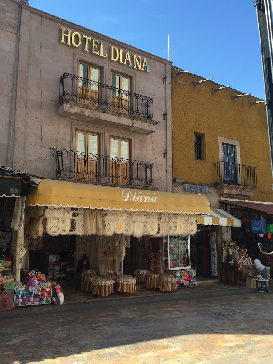 Hotel Diana