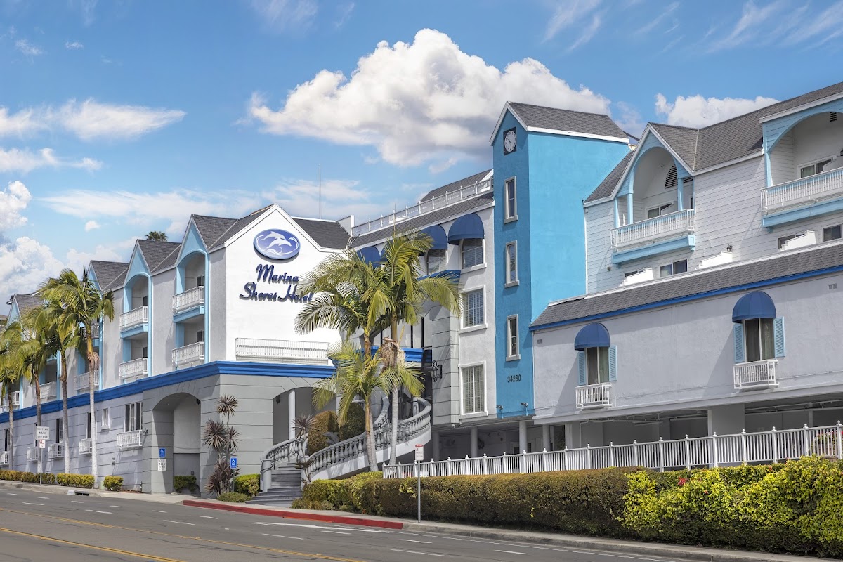 Best Western Plus Marina Shores Hotel