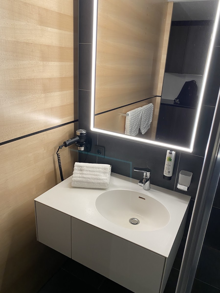 WÜ Hotel