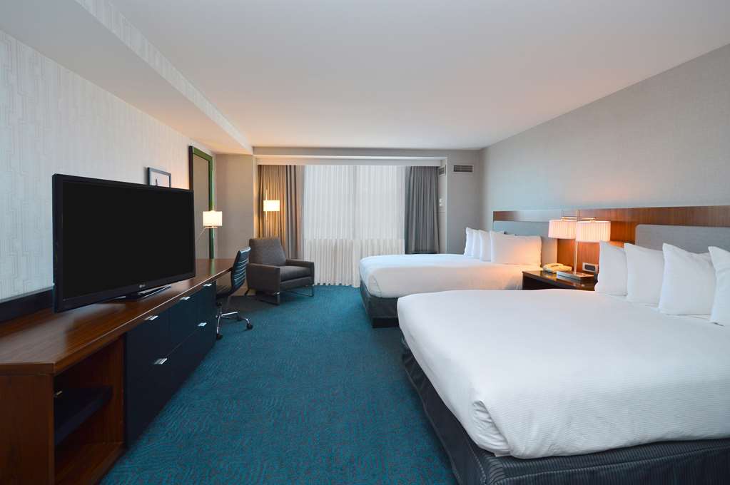 DoubleTree by Hilton Hotel Newark - Fremont