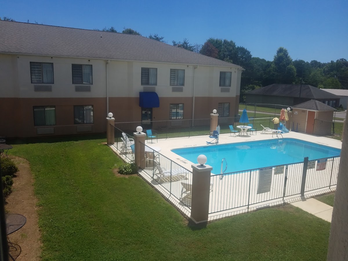 Days Inn by Wyndham Yadkinville