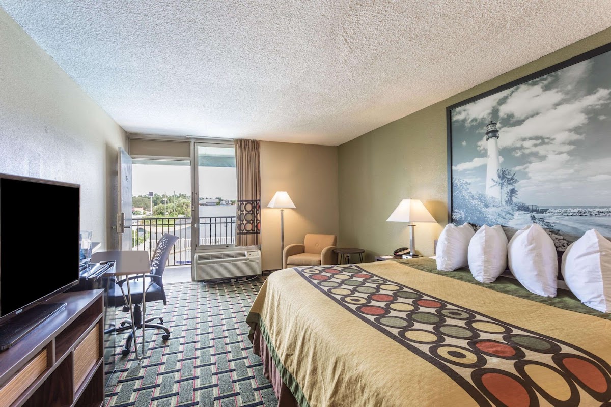 Super 8 by Wyndham Ocala I-75