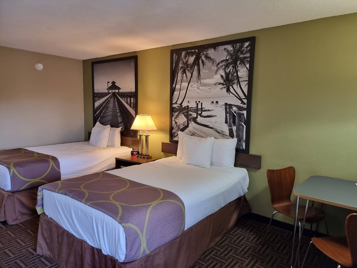 Super 8 by Wyndham Ocala I-75