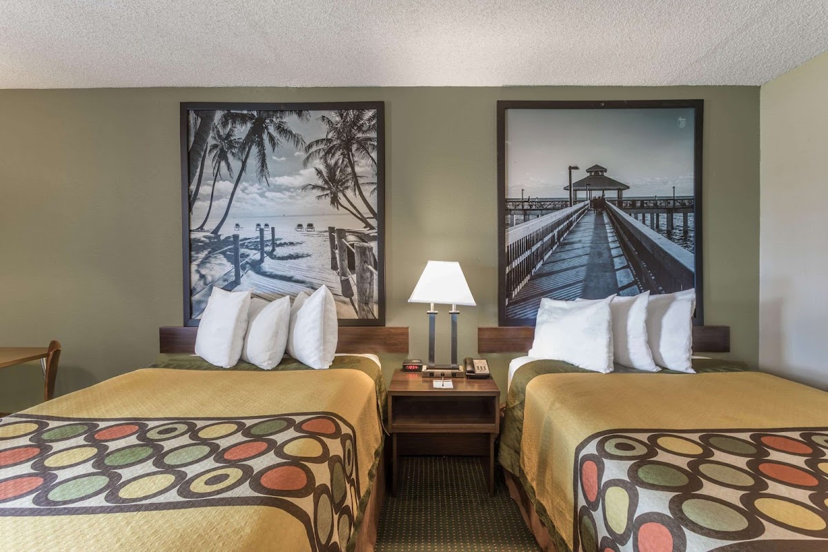 Super 8 by Wyndham Ocala I-75