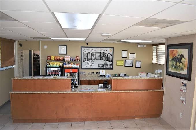 Super 8 by Wyndham Ocala I-75