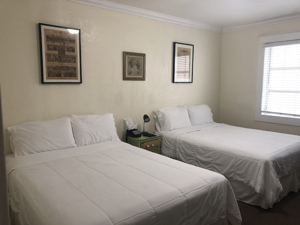 Ponce De Leon Hotel
