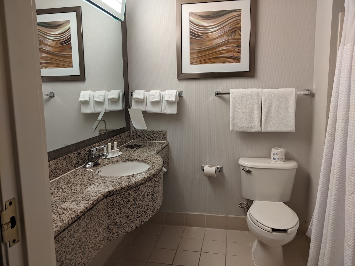 Courtyard by Marriott Los Angeles Burbank Airport