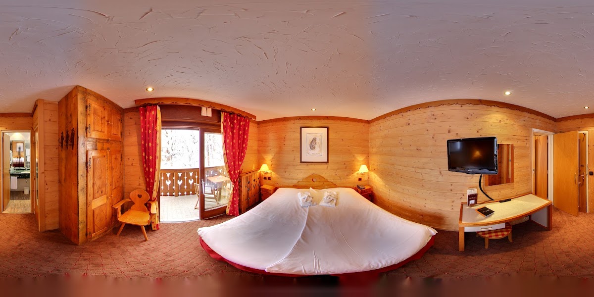 Hotel Carlina
