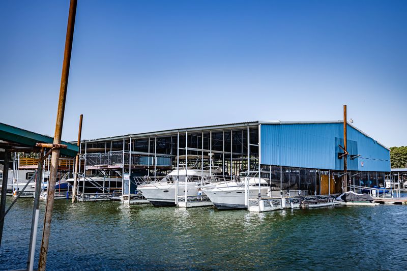 Little Mineral Marina & Resort
