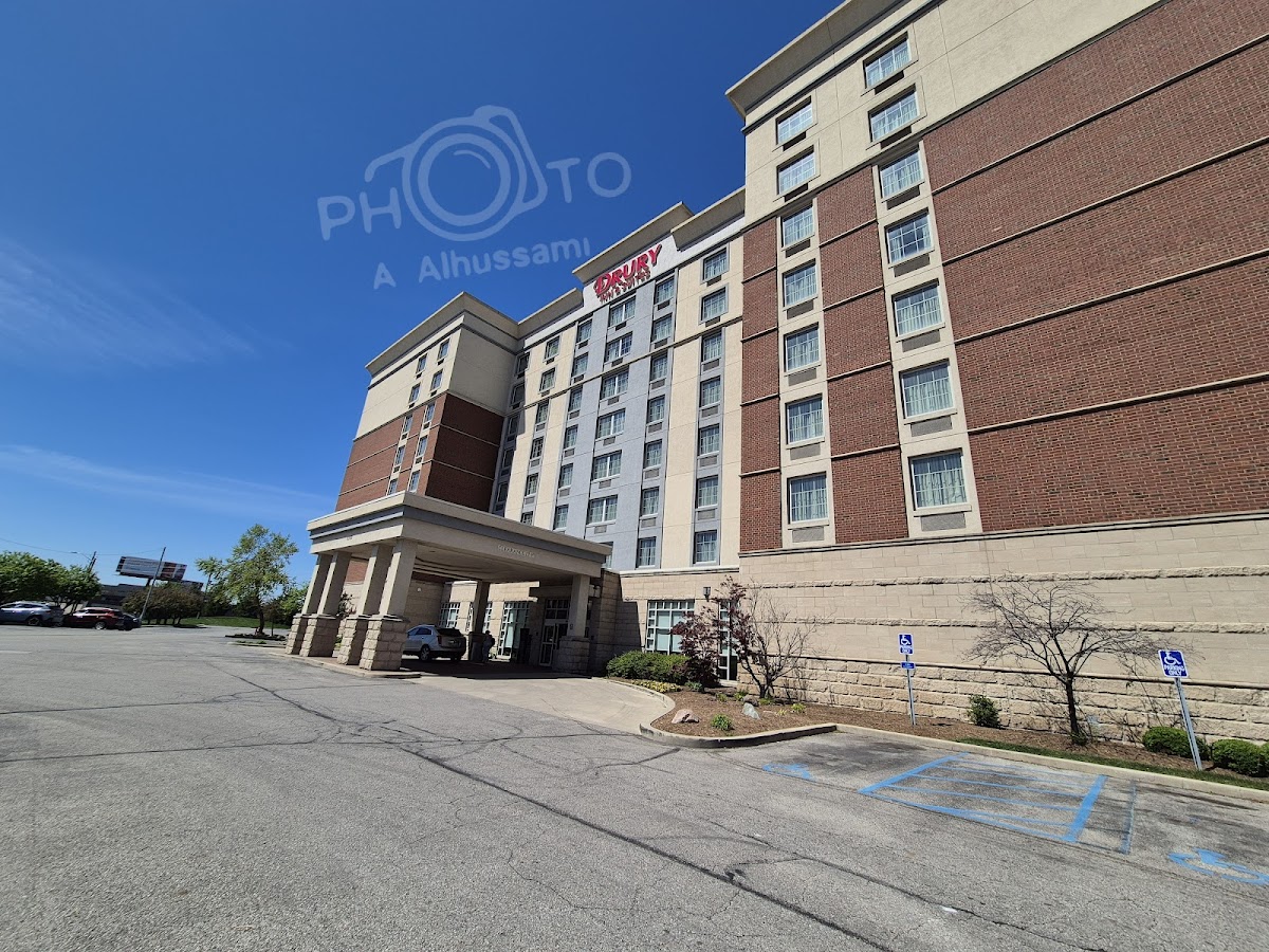 Drury Inn & Suites Indianapolis Northeast