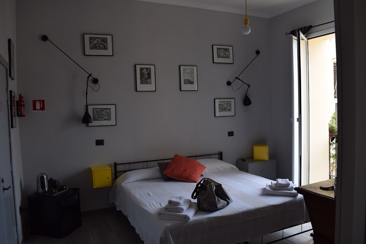 Spanish Palace Rooms, Apartment & Terrace