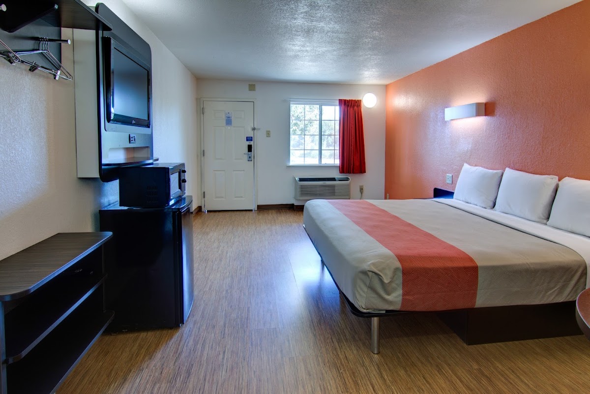 Motel 6 Mount Pleasant, TX