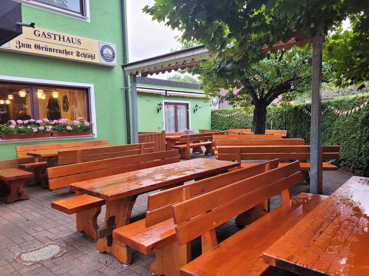 Gasthaus zum Grünreuther Schlöß'l