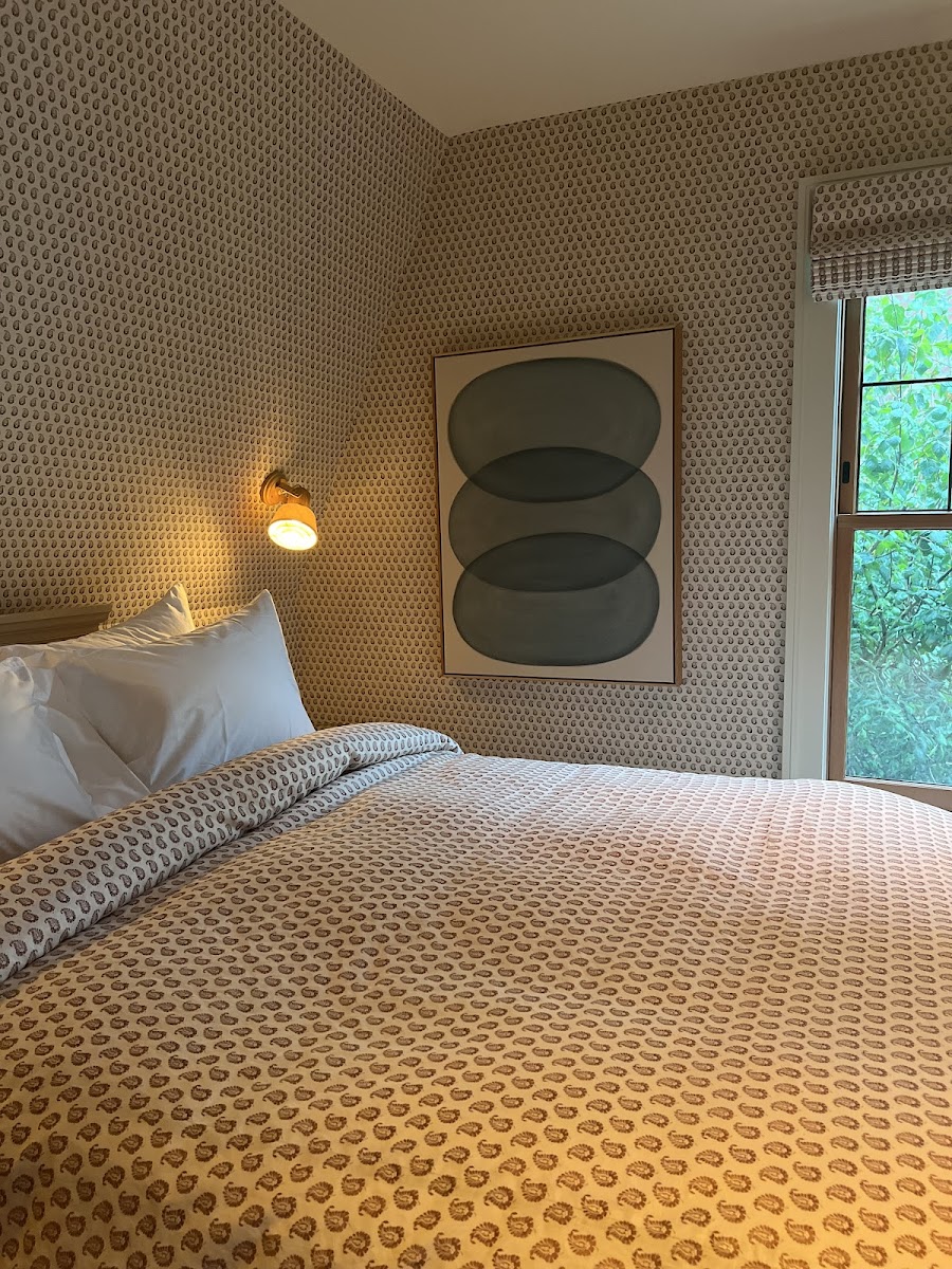 Harry's Guest House