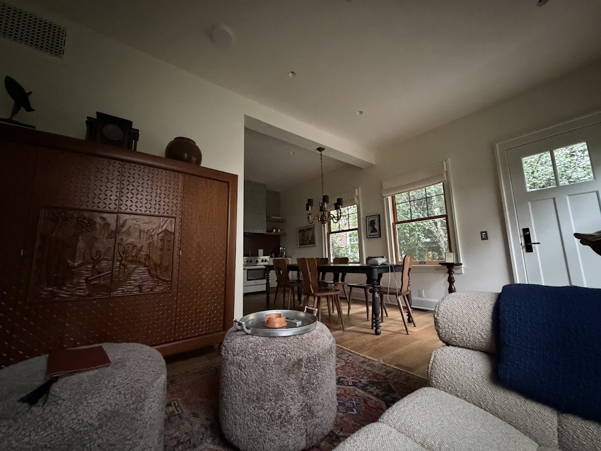 Harry's Guest House