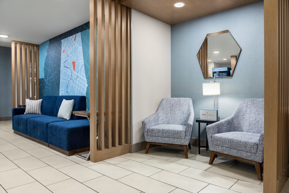 Holiday Inn Express & Suites Birmingham-Irondale (East) by IHG