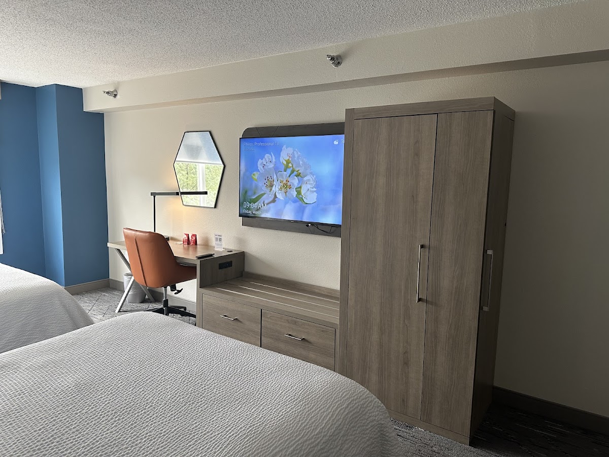 Holiday Inn Express & Suites Birmingham-Irondale (East) by IHG