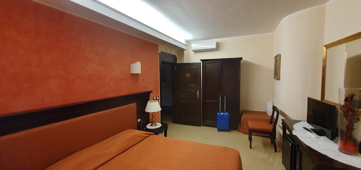 Sammartano Hotel