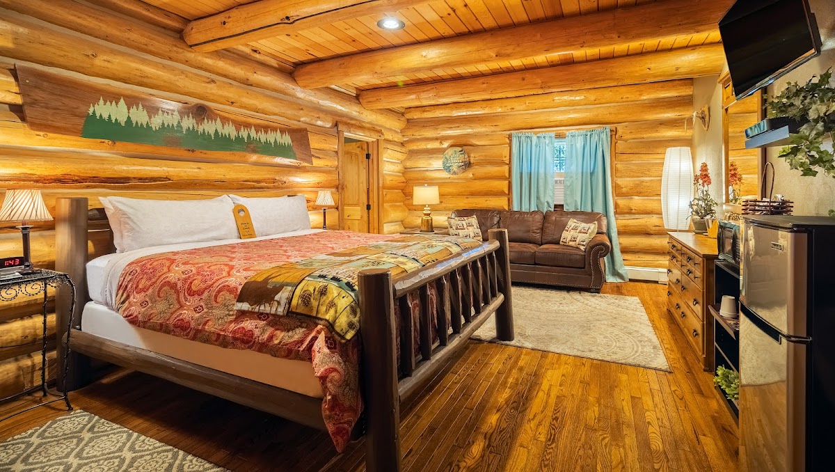 Dodge Peak Lodge/Tavern