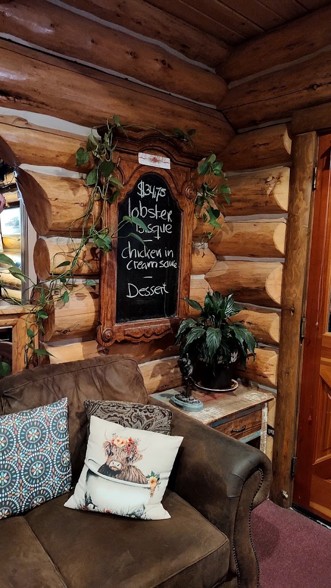 Dodge Peak Lodge/Tavern