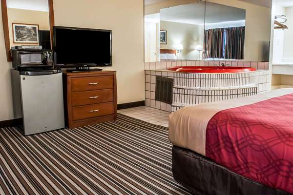 Econo Lodge Paw Paw