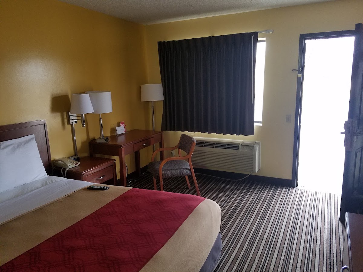 Econo Lodge Paw Paw