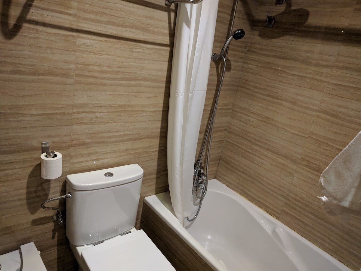 Hostal House