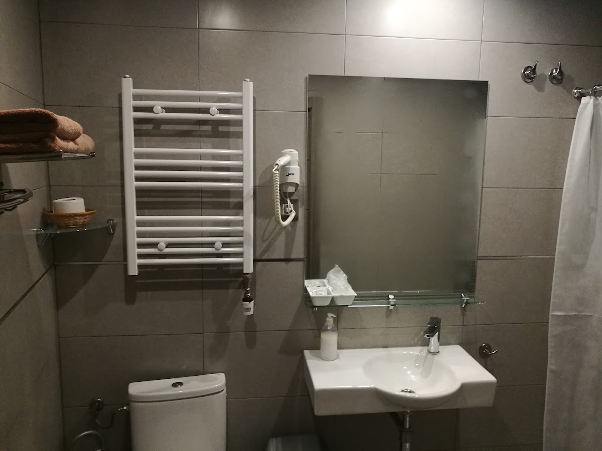 Hostal House