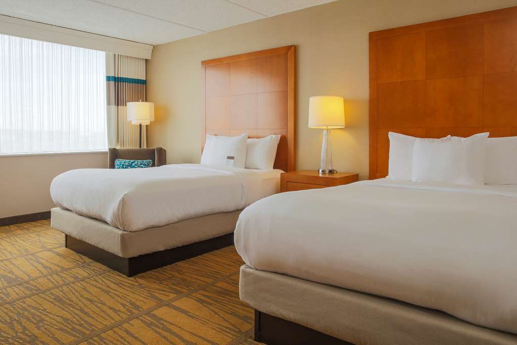 DoubleTree by Hilton Hotel Rochester