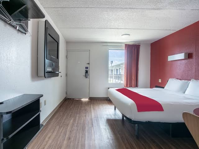 OYO Hotel Lake Park/Valdosta I-75, Exit 5