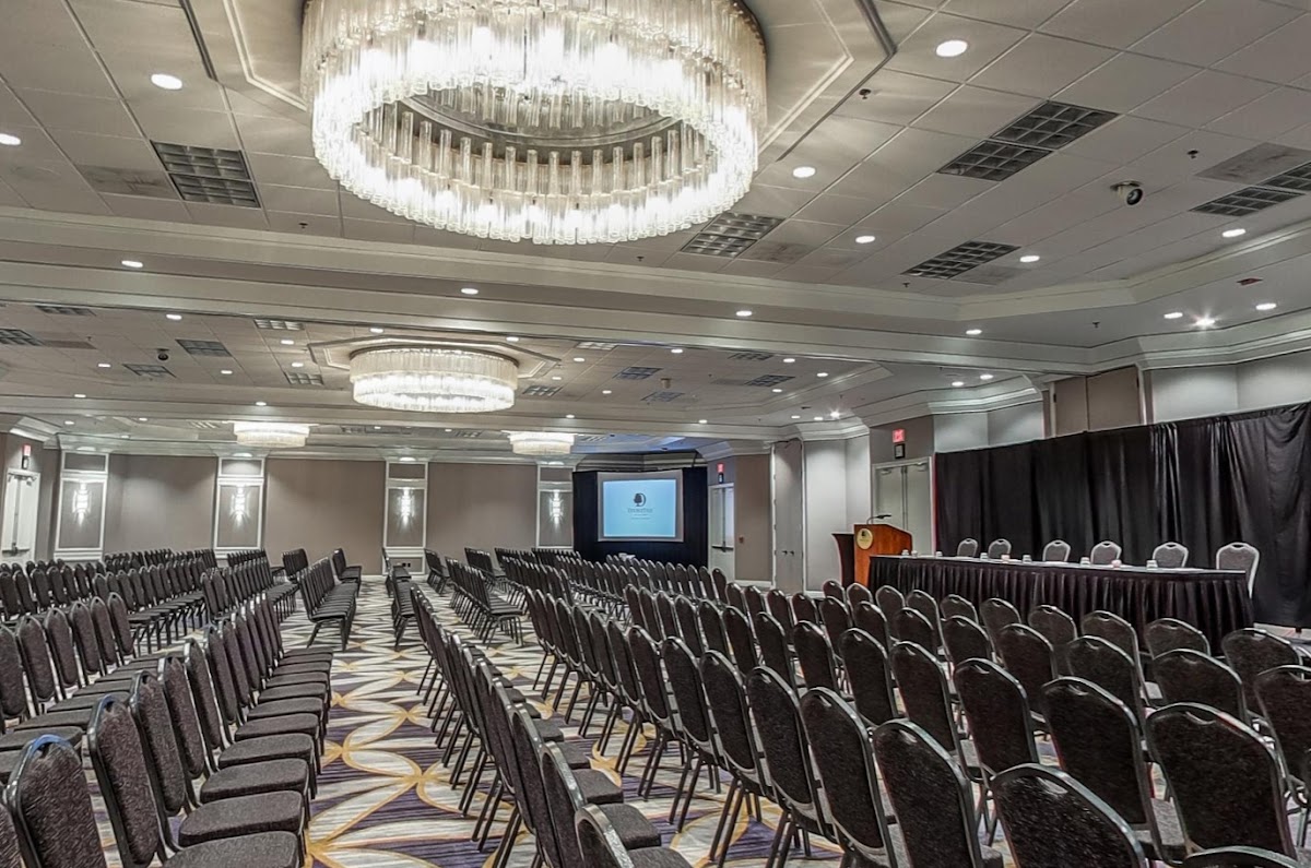 DoubleTree by Hilton Hotel Wichita Airport