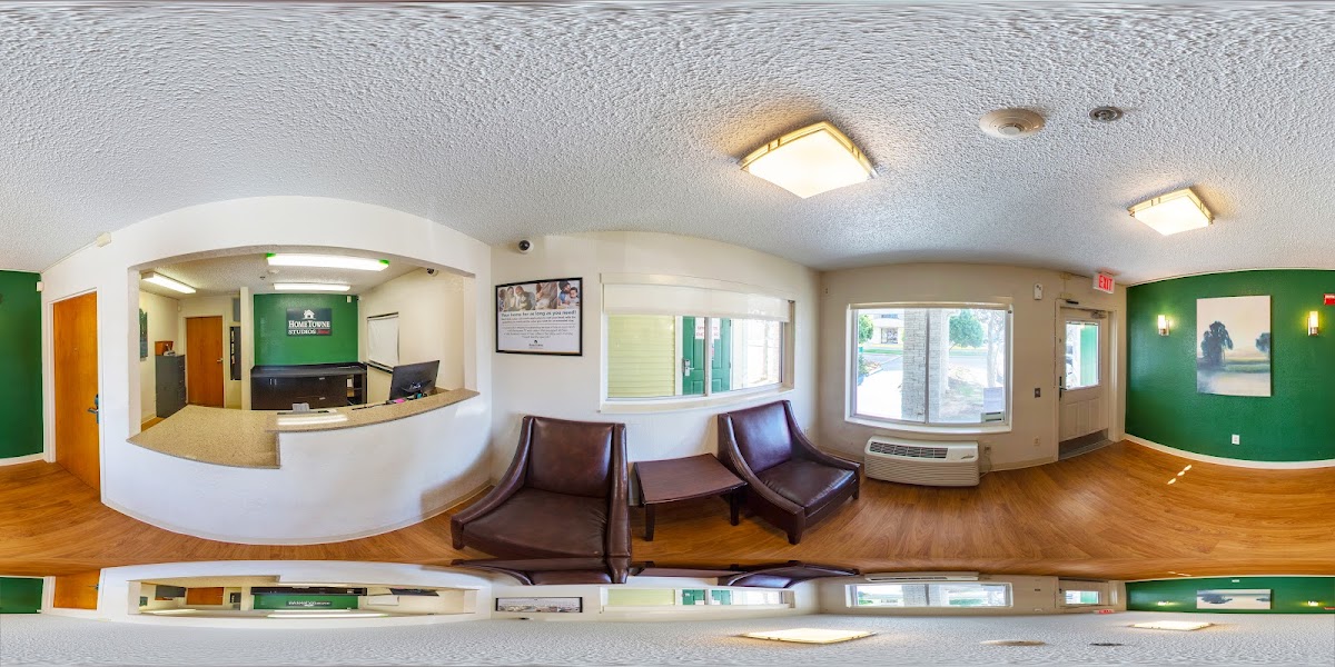 HomeTowne Studios Houston - West Oaks/ Energy Corridor