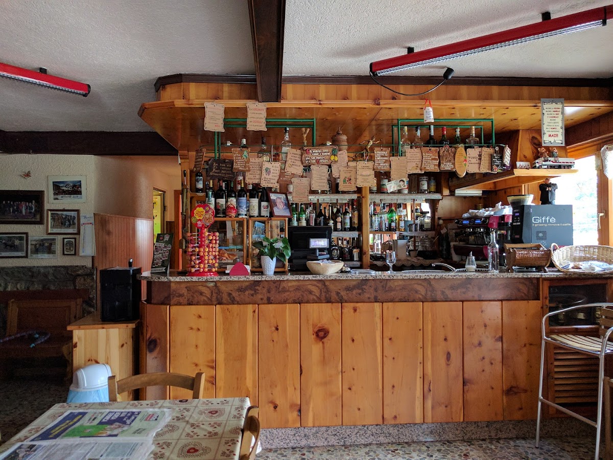 Hotel Ristorante Pizzeria La Pineta