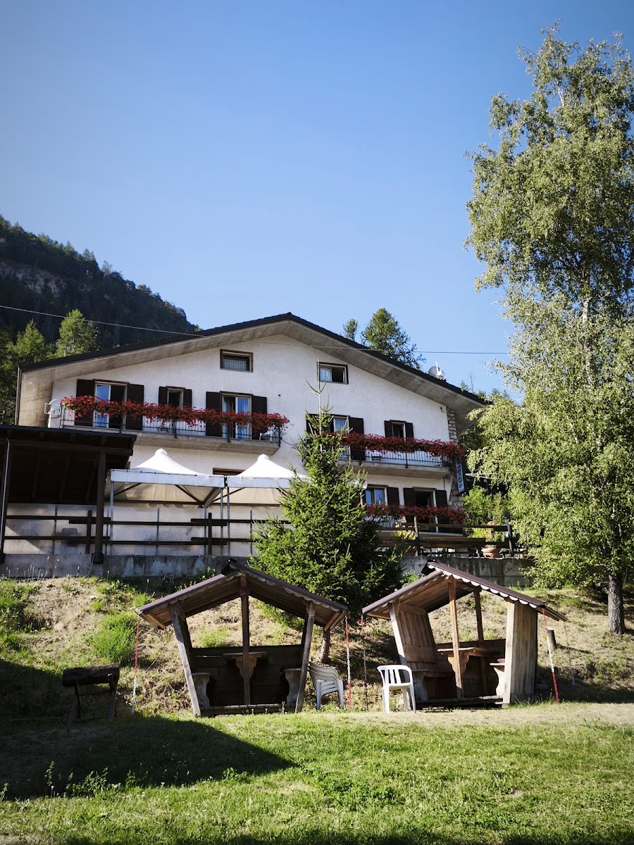 Hotel Ristorante Pizzeria La Pineta